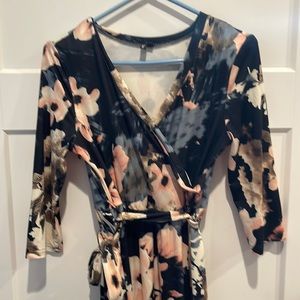 Zattcas, size m, maxi dress, tie waist, good condition